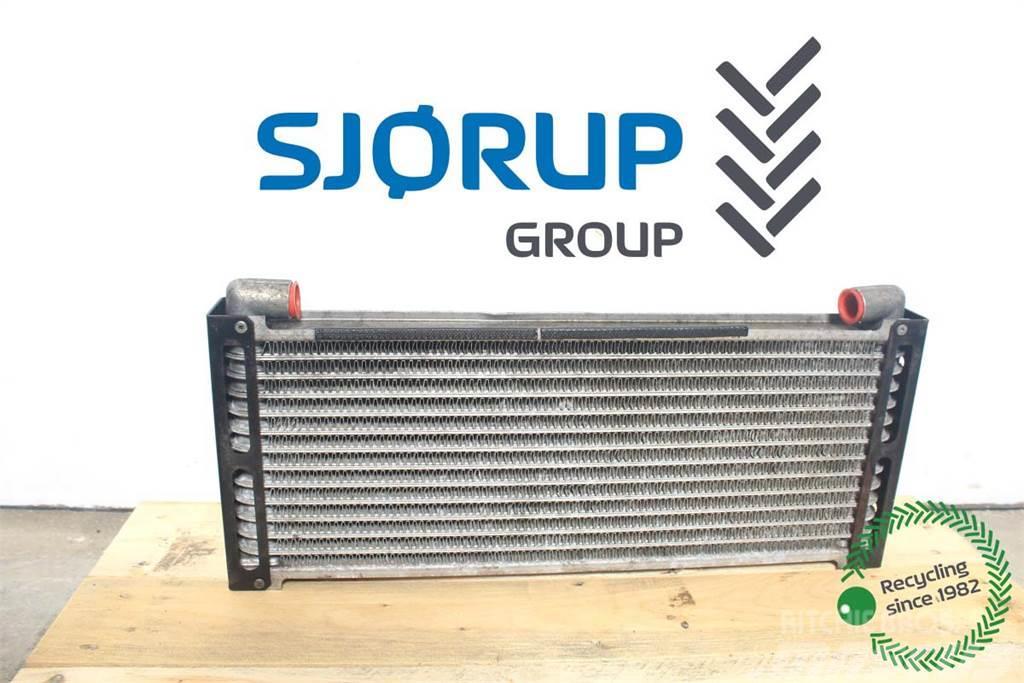 New Holland T6070 Oil Cooler Двигуни