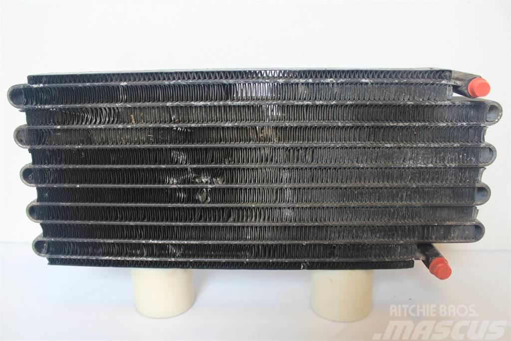 Ford TW15 Oil Cooler Двигуни