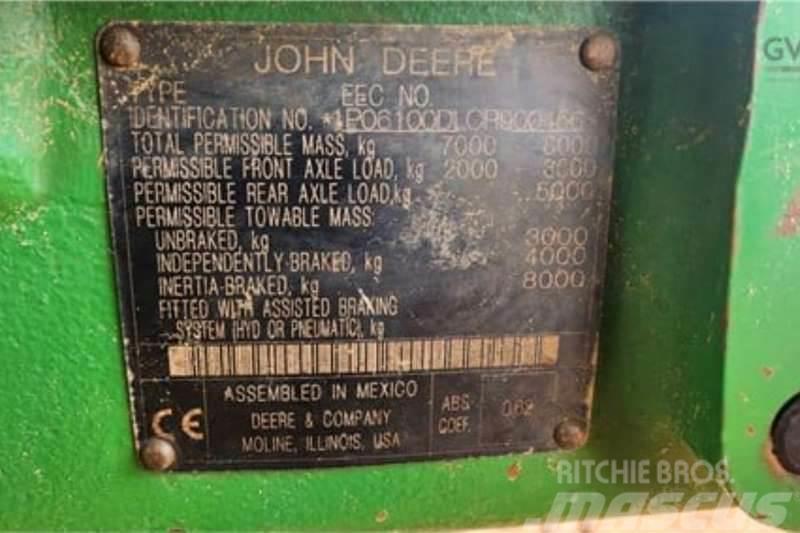 John Deere 6100D Трактори