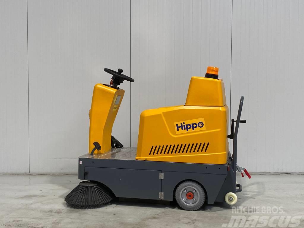  Hippo S1150 Підмітальні машини