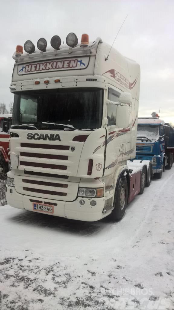 Scania puretaan Вантажівки / спеціальні