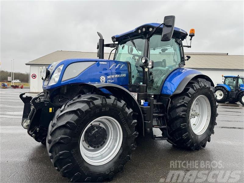 New Holland T7.270 Blue power Трактори