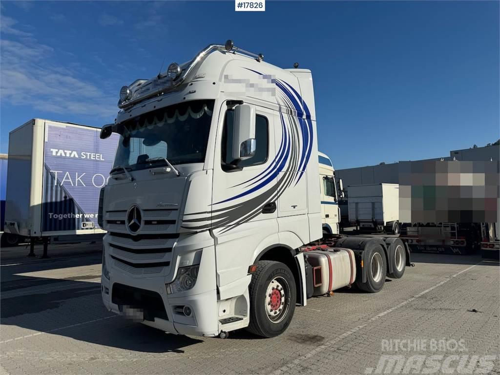 Mercedes-Benz Actros 6x2 tow truck w/ hydraulics WATCH VIDEO Тягачі
