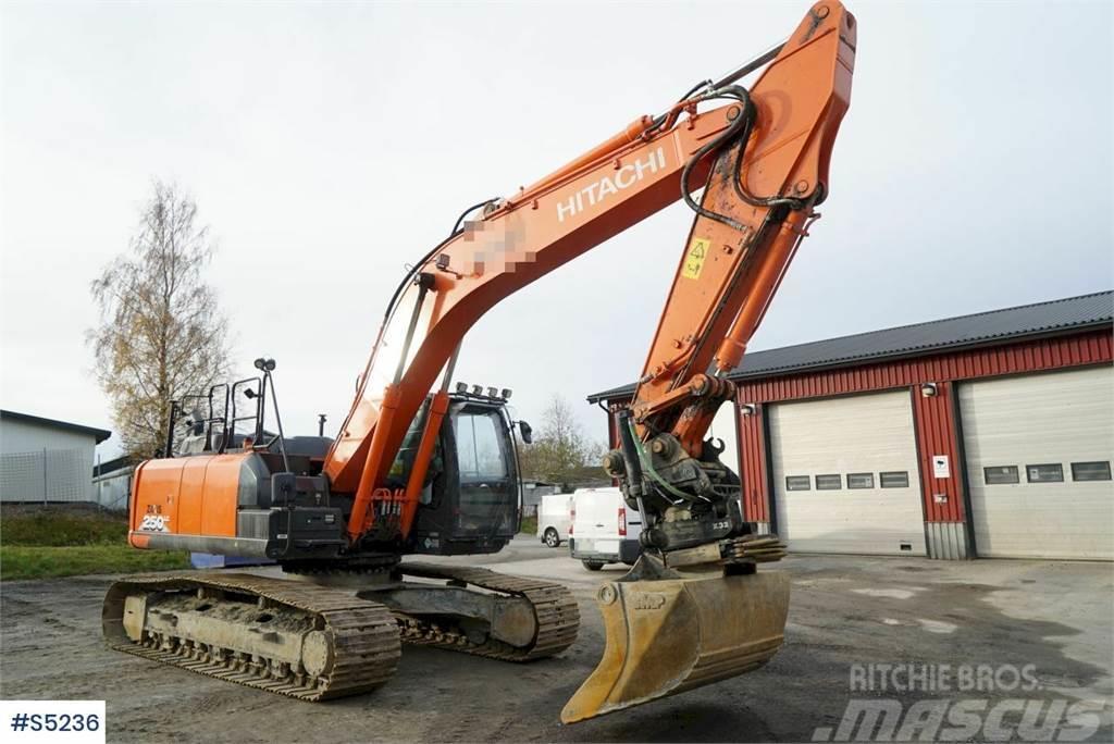 Hitachi ZX250 LC 6 WITH MACHINE CONTROL AND TOOLS Гусеничні екскаватори