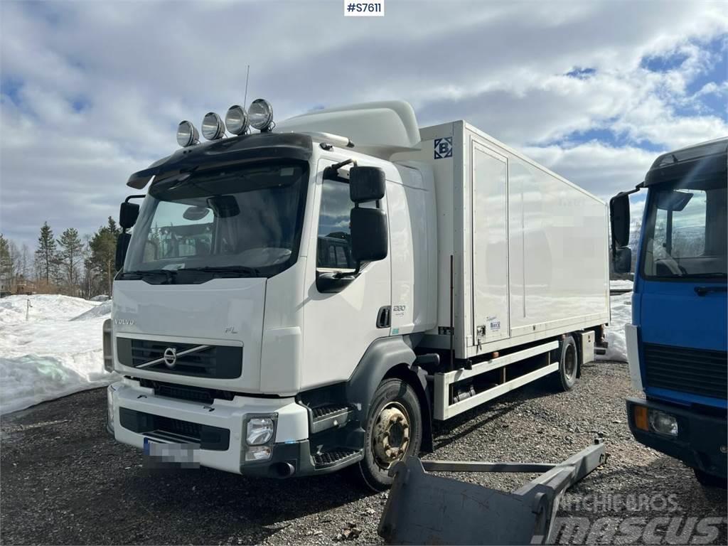 Volvo FL 280 4x2 Box truck with tail lift Фургони