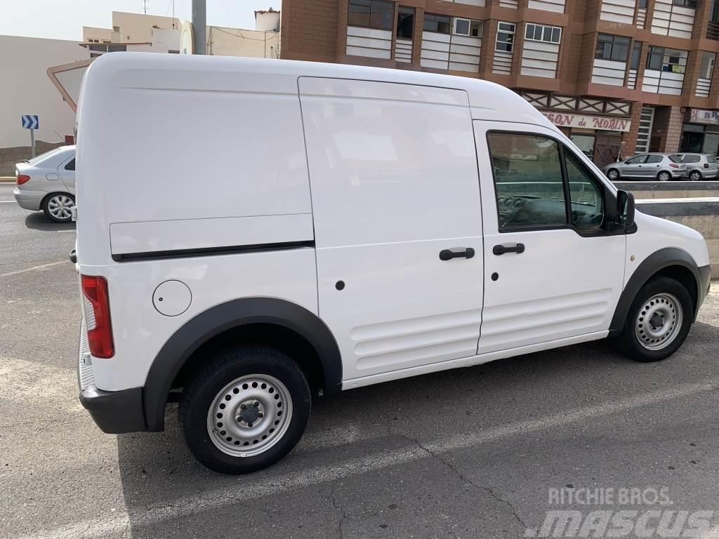 Ford Connect Comercial FT 200S Van B. Corta Base 90 Панельні фургони