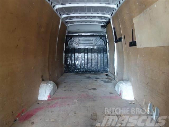 Iveco Daily Furgón 35S16 V 4100 H3 18.0 156 Панельні фургони