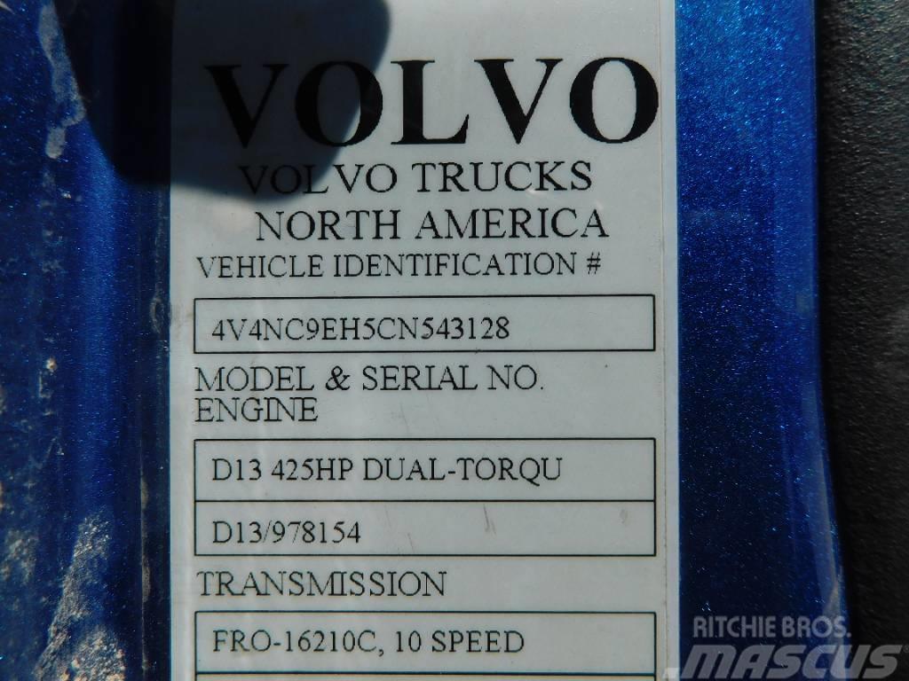 Volvo VNL64T660 Тягачі