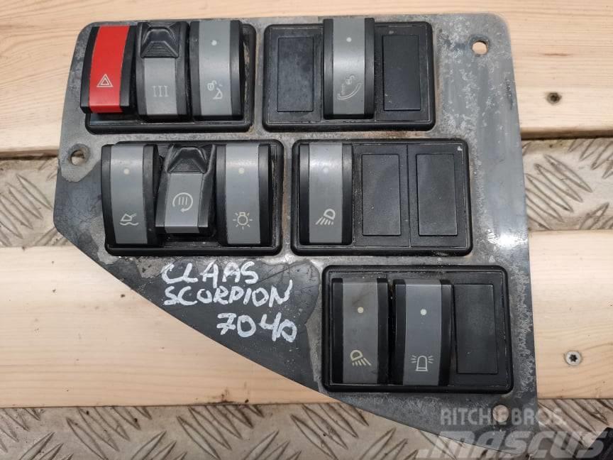 CLAAS Scorpion 9040 switch Кабіна