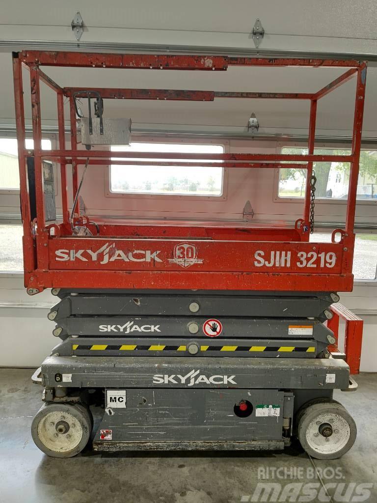 SkyJack SJ III 3219 Scissor lifts