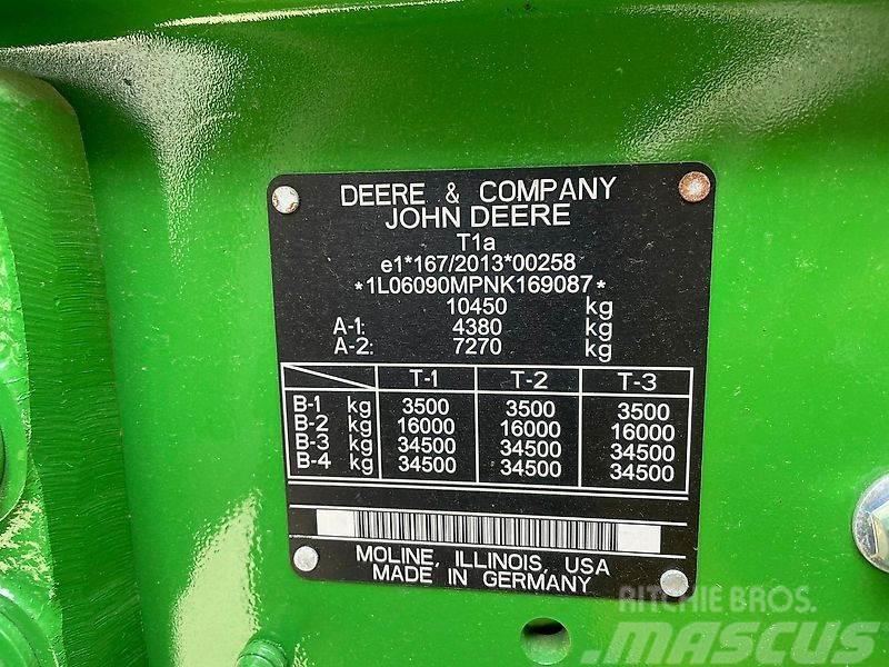 John Deere 6090M - Demo Трактори