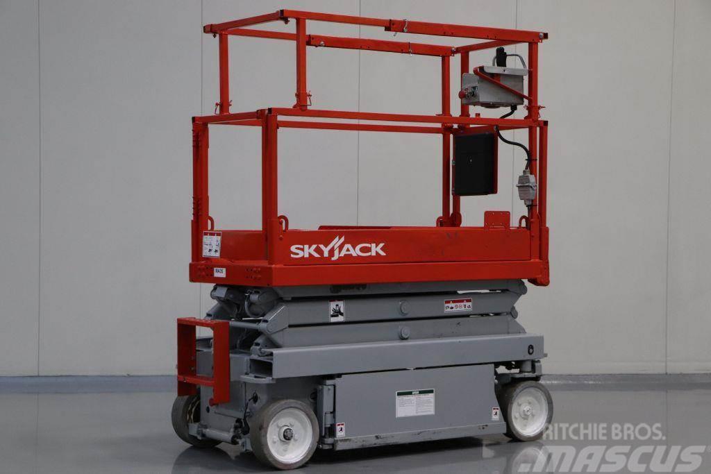 SkyJack SJIII-3215 Підйомники-ножиці