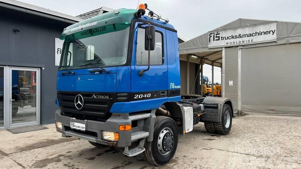 Mercedes-Benz ACTROS 2040 AS 4x4 tractor unit tipp. hydr. Тягачі