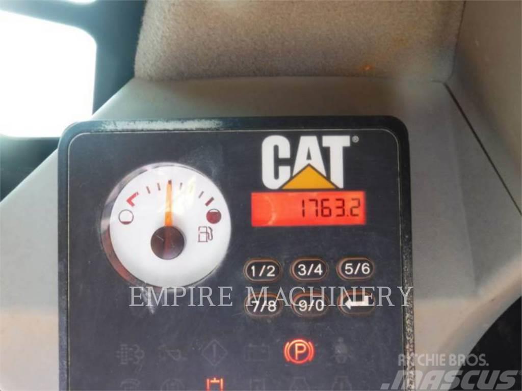 CAT 279D Міні-навантажувачі