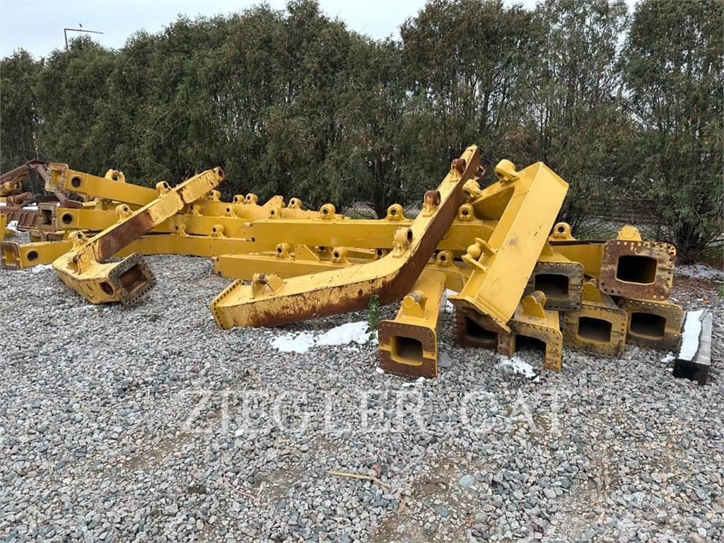 CAT D8T TRACK TYPE TRACTOR ANGLE BLADE Леміші