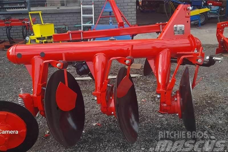  RY Agri 3 Disc Plough Вантажівки / спеціальні