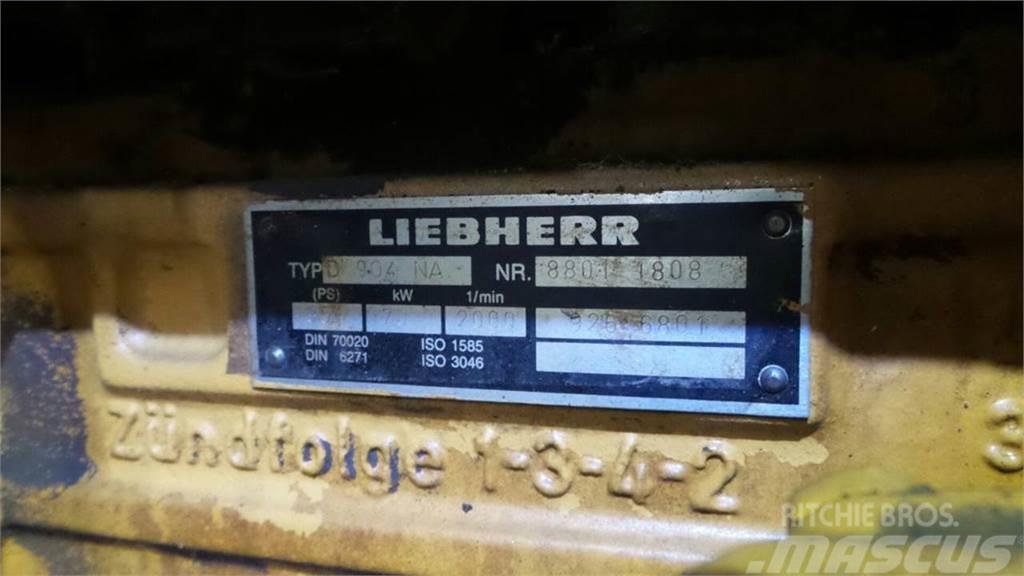 Liebherr A902 Двигуни