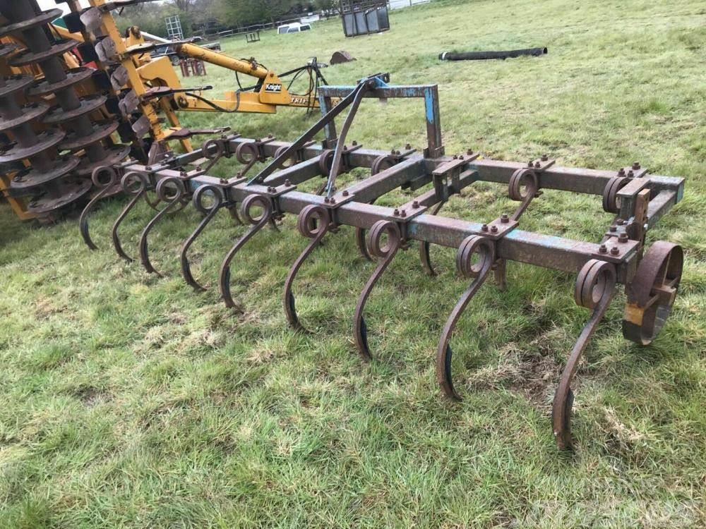  4 metre rigid pigtail cultivator with levelling wh Інше обладнання