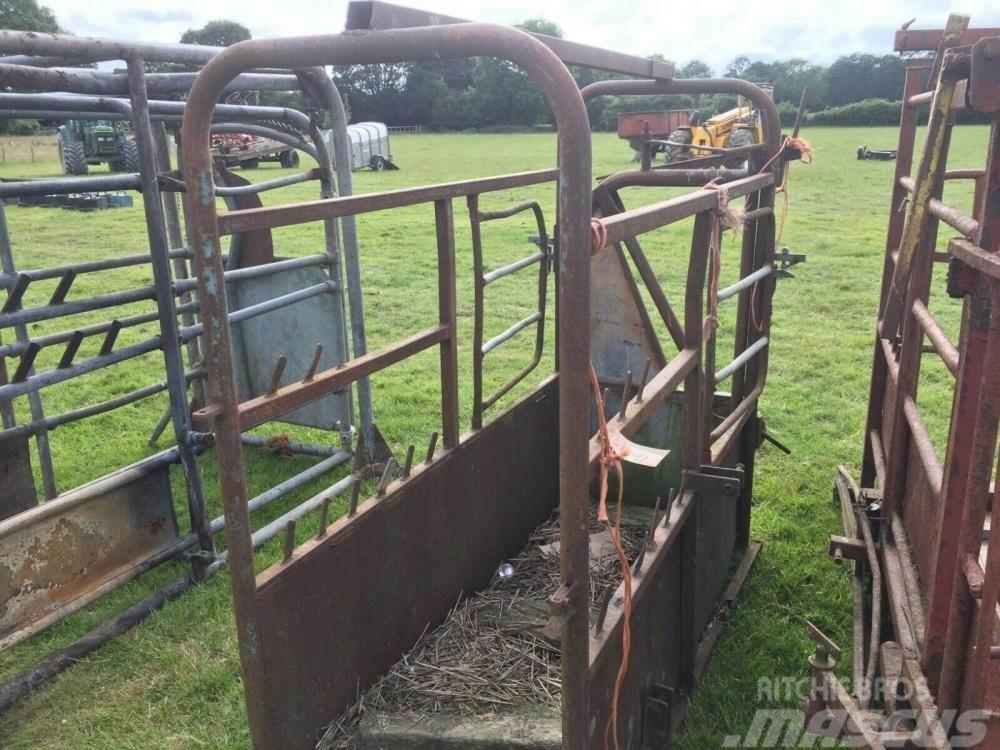  Cattle Crush £250 plus vat £300 Іншi