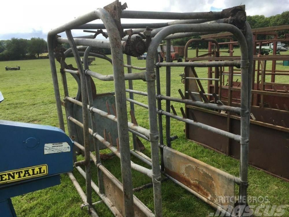  Cattle Crush £390 plus vat £468 located close to G Іншi