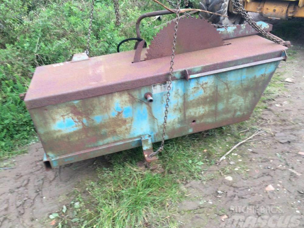  Kidd saw bench £750 - pto driven Other agricultural machines