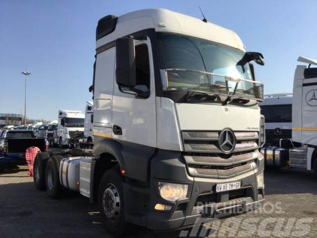 Fuso Actros ACTROS 2645LS/33PURE Тягачі
