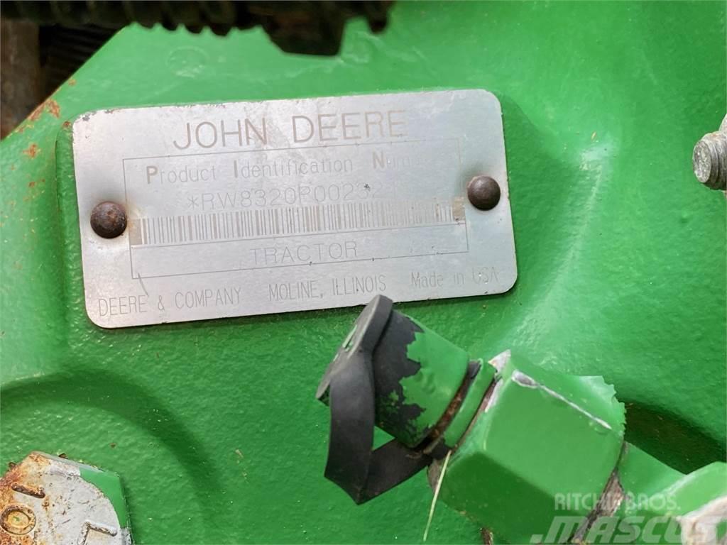 John Deere 8320 Трактори