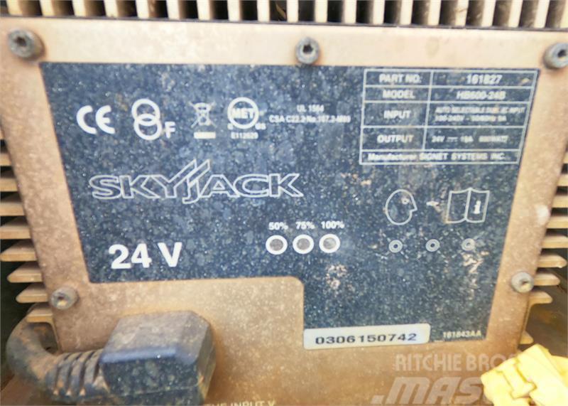 SkyJack SJ3226 Підйомники-ножиці