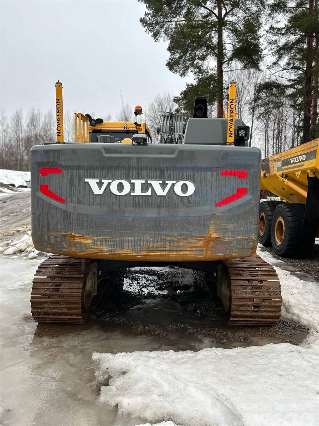 Volvo EC220EL Гусеничні екскаватори