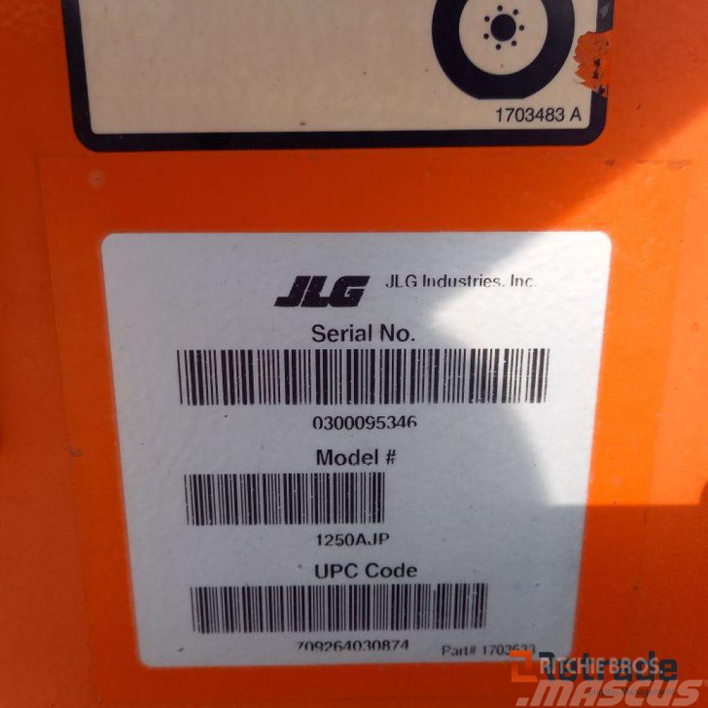 JLG 1250 AJP Колінчаті підйомники