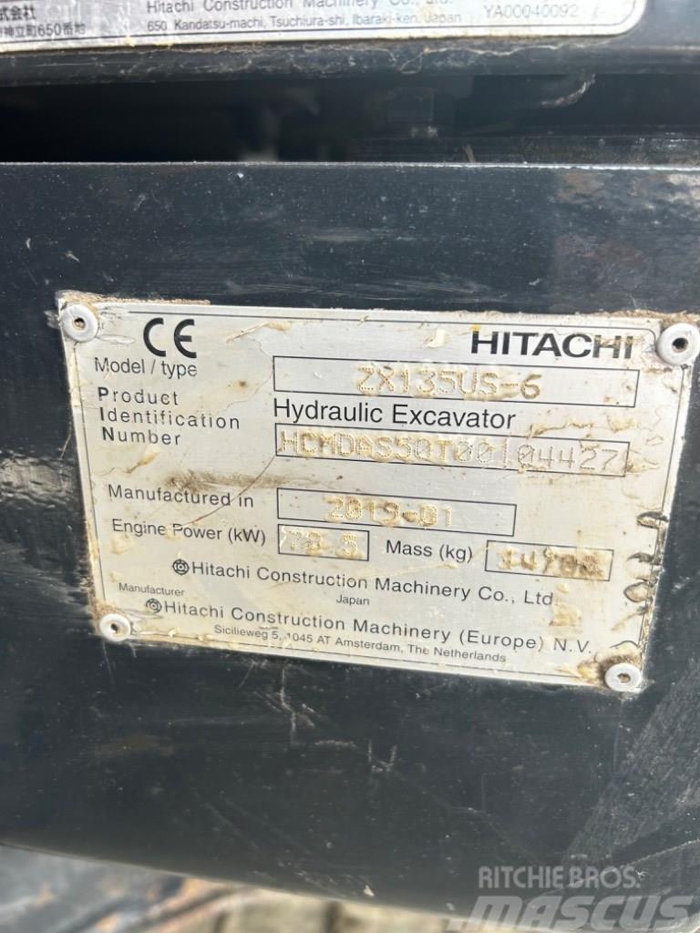 Hitachi ZX 135 US-6 Гусеничні екскаватори