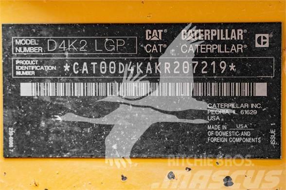 CAT D4K2 LGP Гусеничні бульдозери
