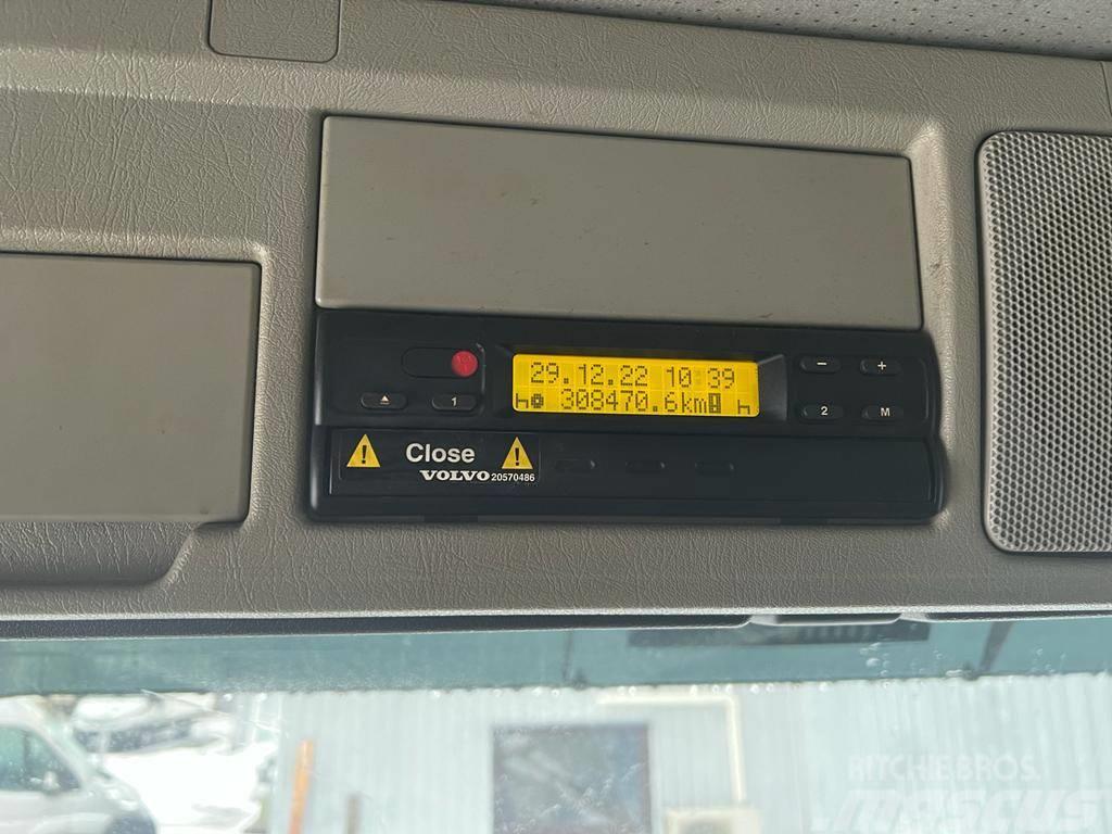 Volvo FM9 300, 4x2 HIAB CRANE Автокрани