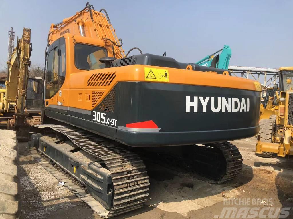 Hyundai 305 Crawler excavators
