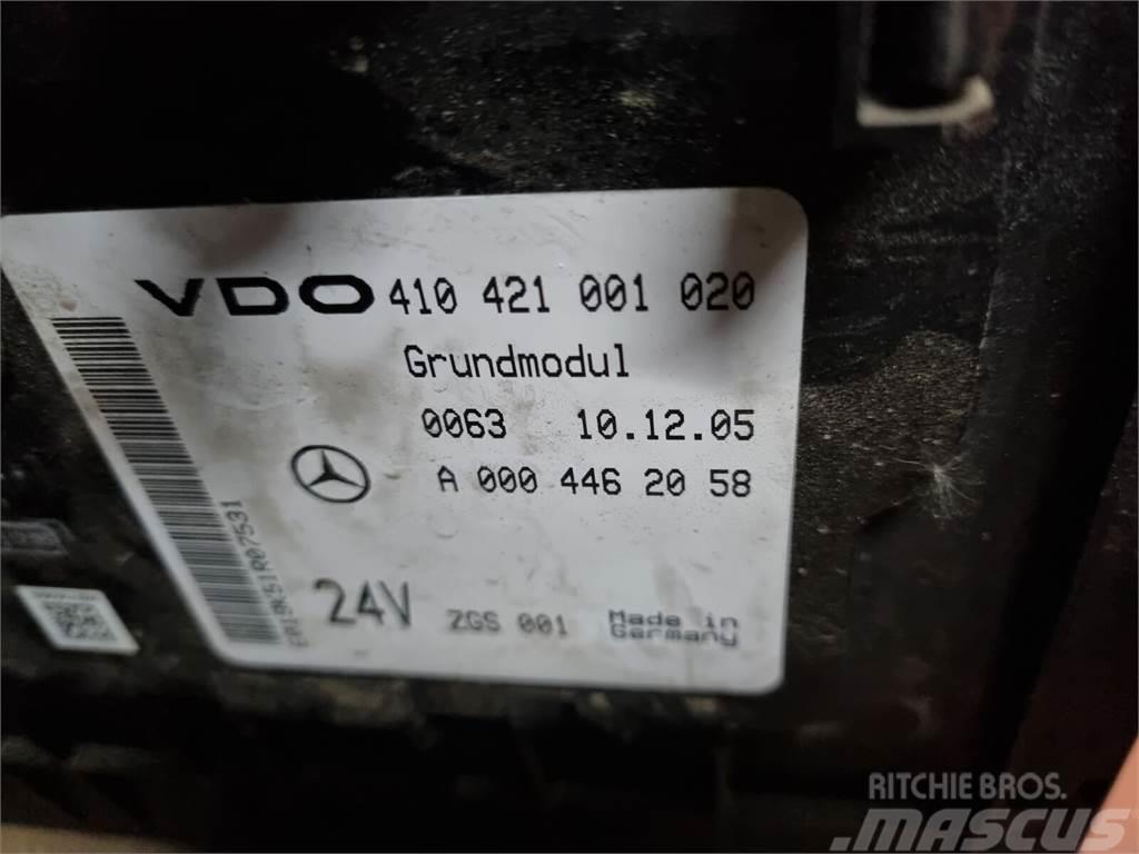 Mercedes-Benz ACTROS MP4 Електроніка