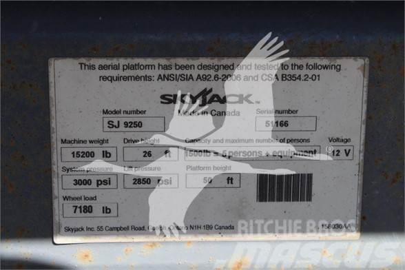 SkyJack SJ9250RT Підйомники-ножиці
