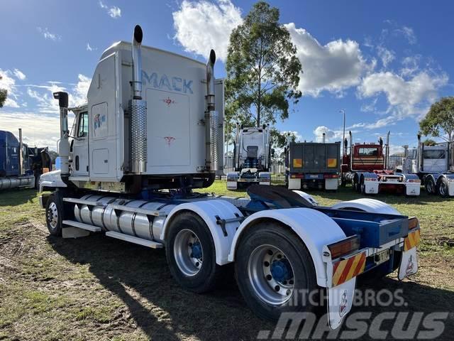 Mack CL688RS Trident Tractor Units
