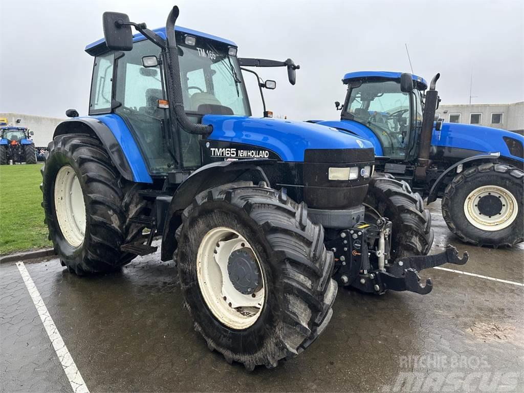 New Holland TM165 Трактори