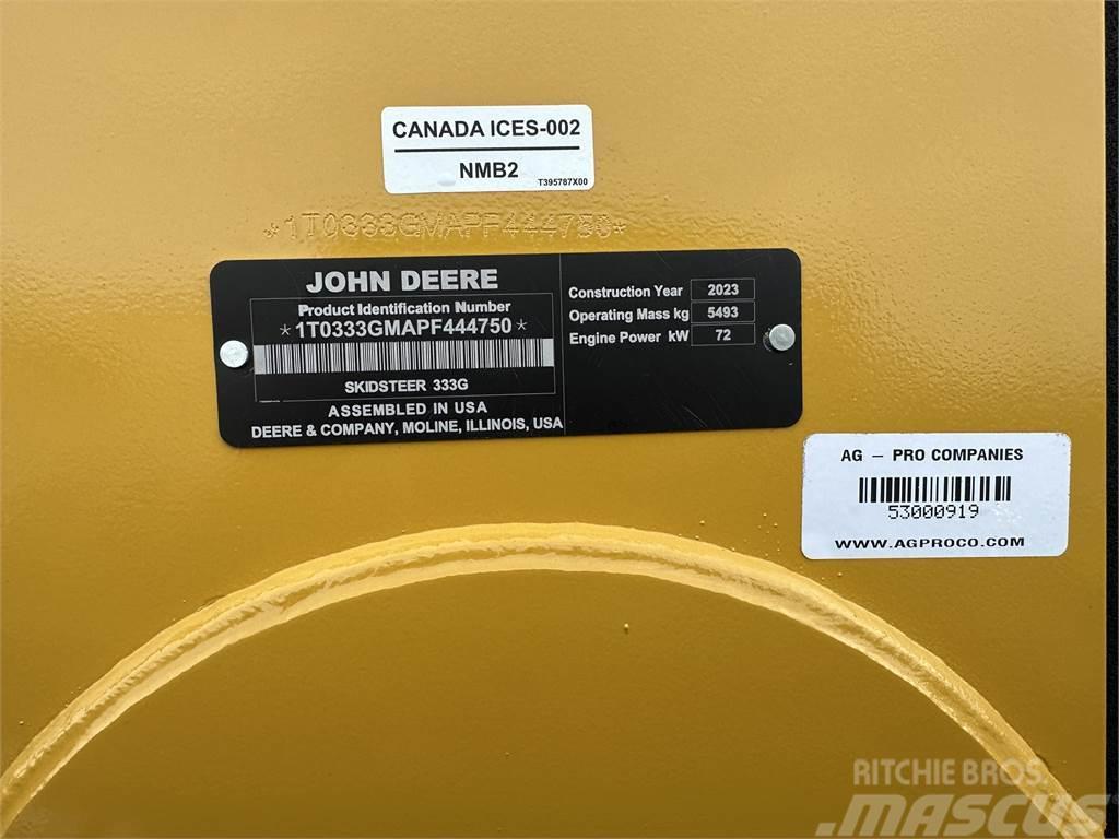 John Deere 333G Малі навантажувачі