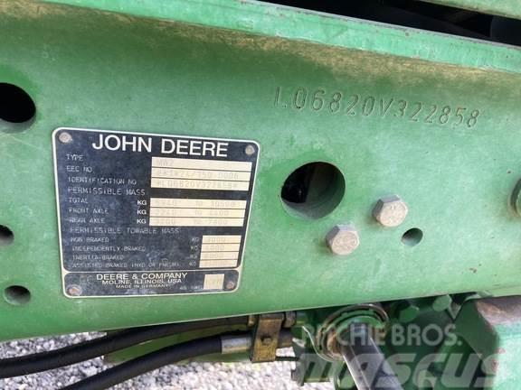 John Deere 6820 Трактори