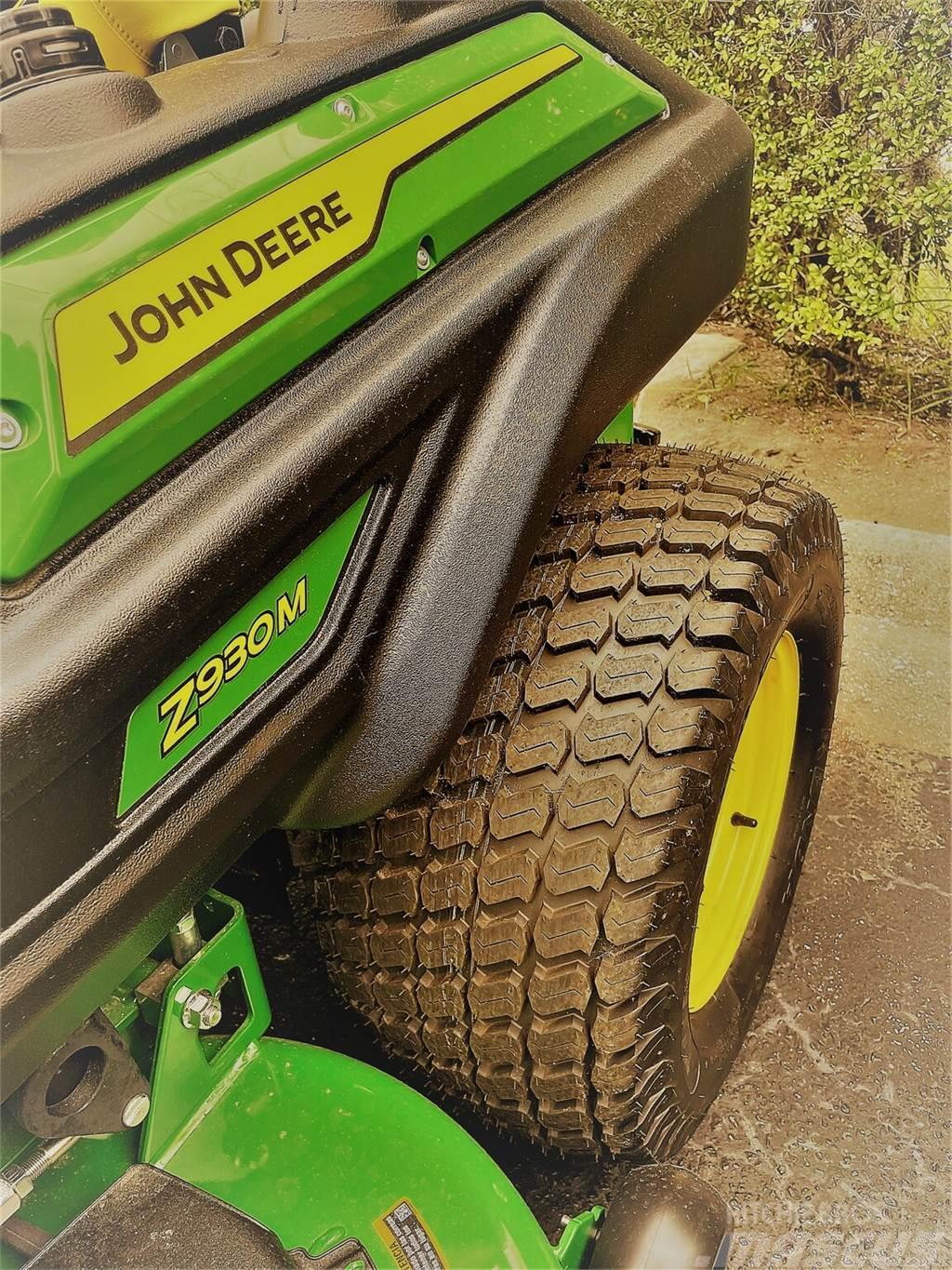 John Deere z930 Трактори