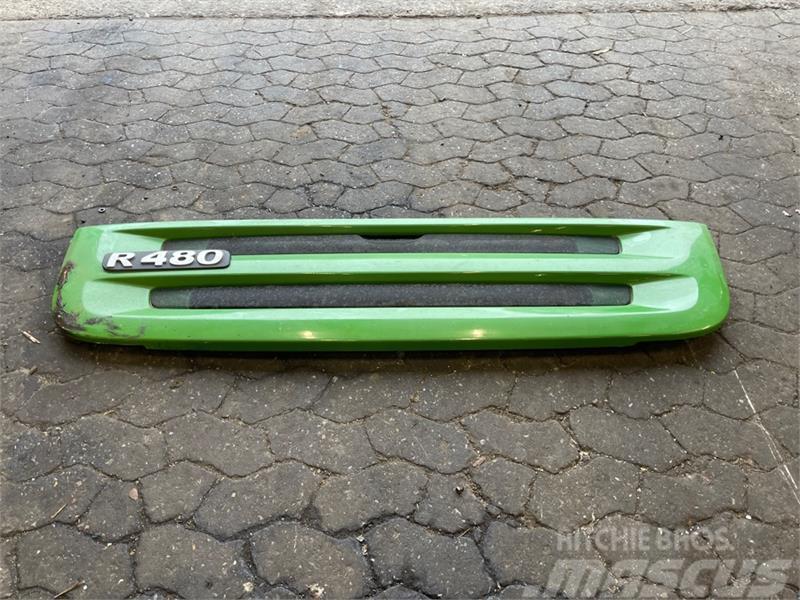 Scania  FRONT GRILL LOWER 1536807 Шасі