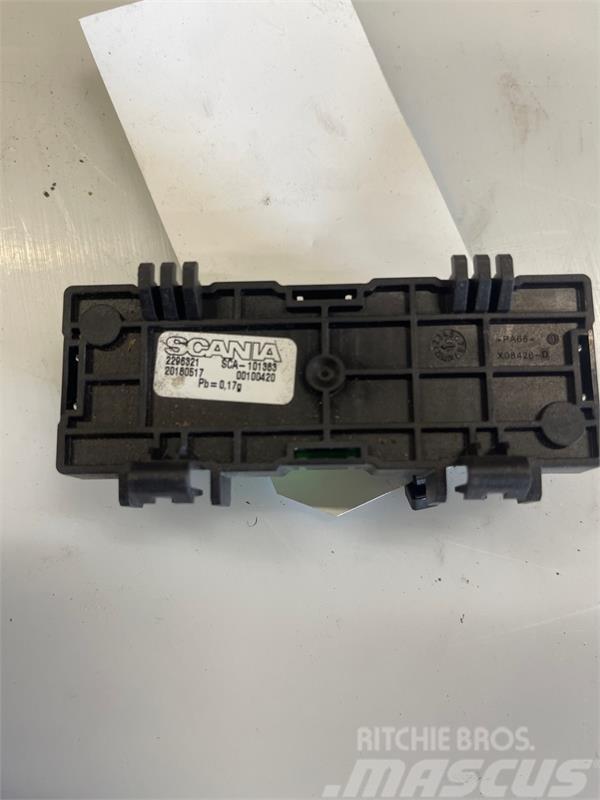 Scania  JUNCTION BLOCK CAN ECU  2296321 Електроніка