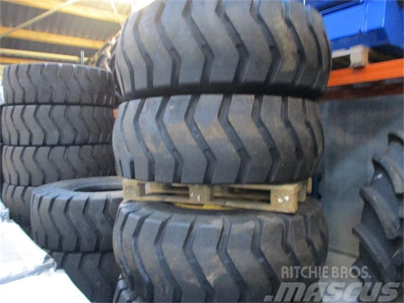  - - -  20.5R25 komplet fabriksnyt sæt monteret på  Tyres, wheels and rims