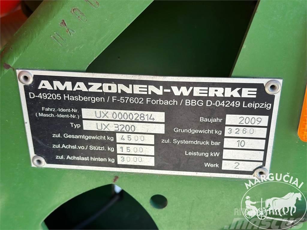 Amazone UX 3200, 3200 ltr., 24 m. Причіпні обприскувачі