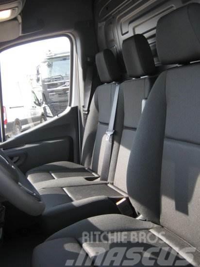 Mercedes-Benz SPRINTER 315 CDI STANDART- HOCH , EXPORTPREIS Вантажівки / спеціальні