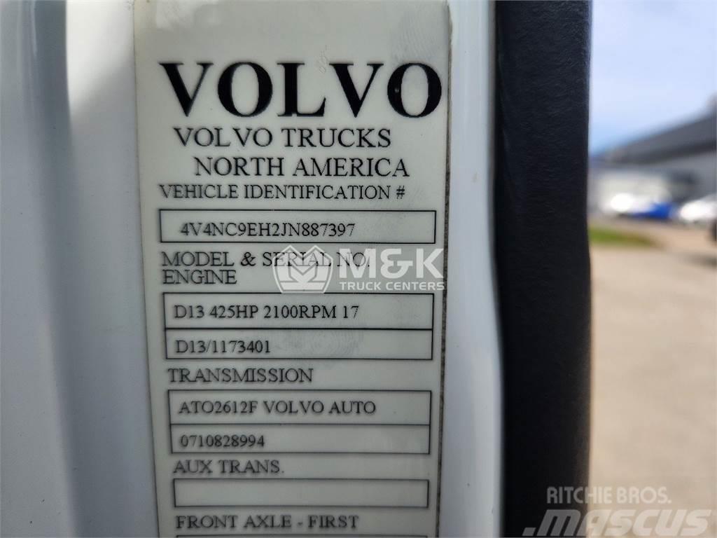 Volvo VNL64T670 Тягачі