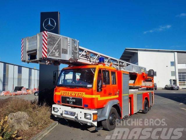 MAN 15.284LC Metz DLK 23-12 Feuerwehr Drehleiter Вантажівки / спеціальні