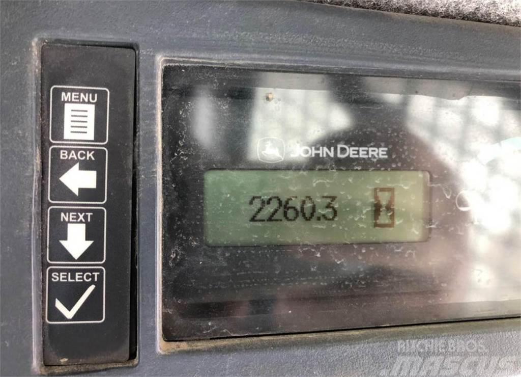John Deere 323D Міні-навантажувачі
