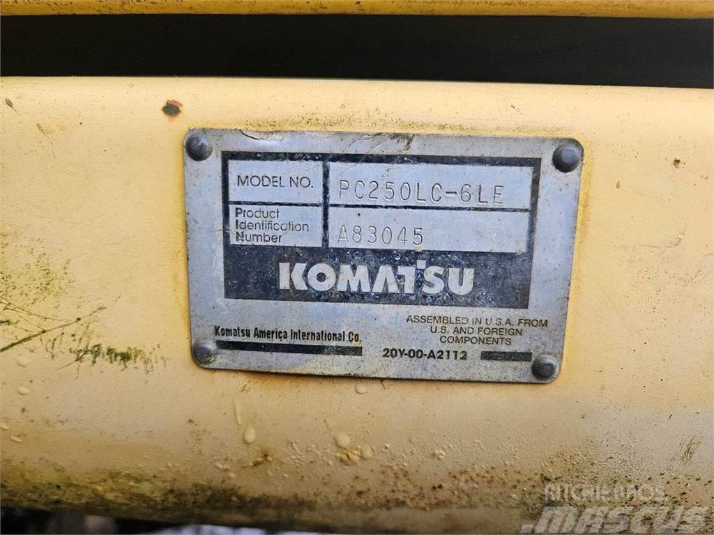 Komatsu PC250LC-6LE Гусеничні екскаватори
